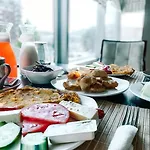 Otel Arifi