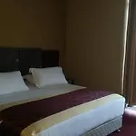 호텔 Arifi 4*