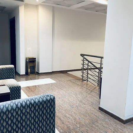 Arifi فندق شكودر