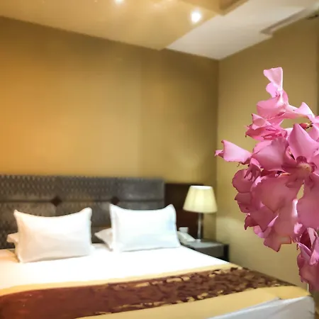 Hotel Arifi