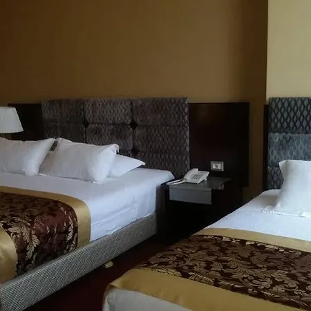 Hotel Arifi